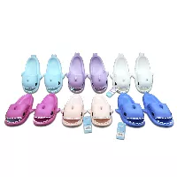 Shark slides - chancleta para niñas